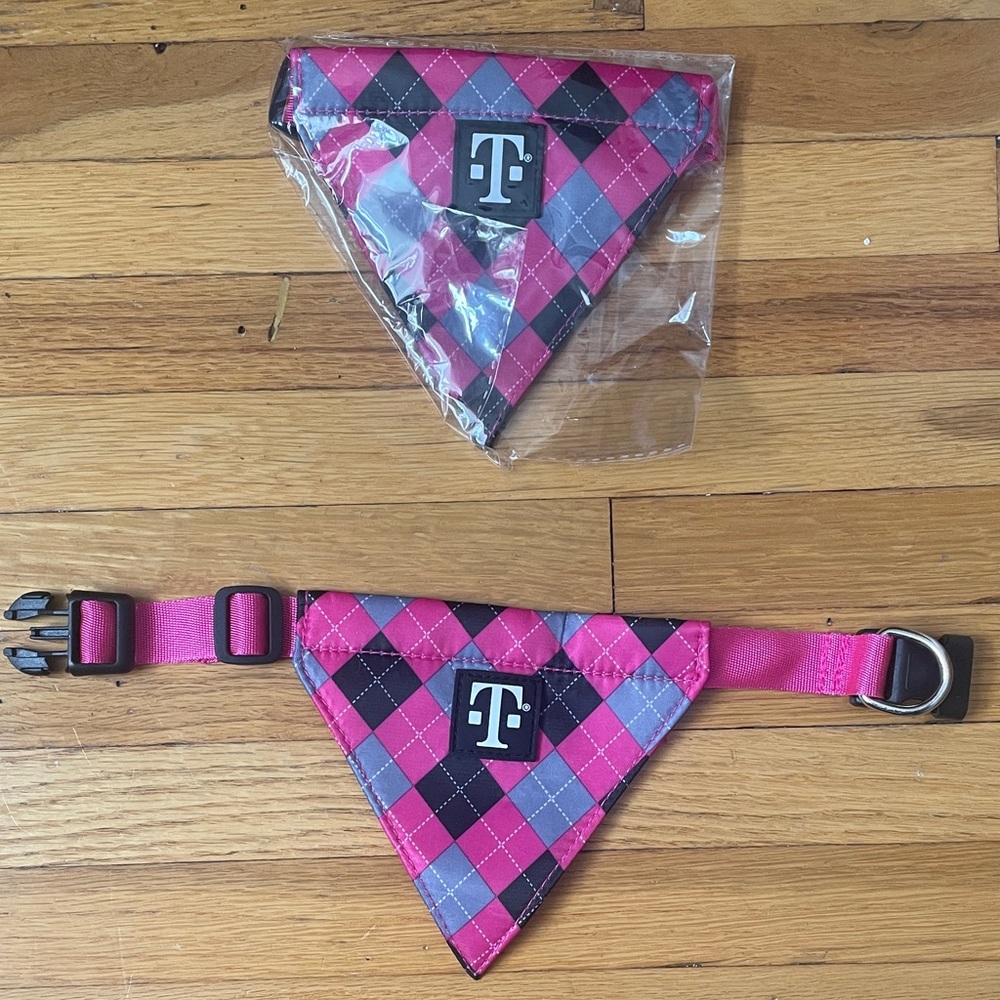 T Mobile Pet Bandanas